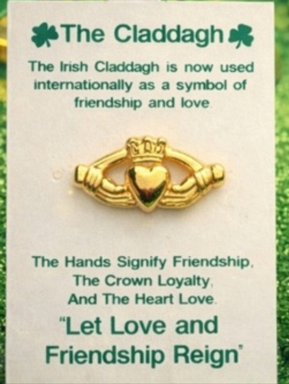 Gold Traditional Irish Claddaugh Hands Loyalty Love & Friendship Pin Brooch